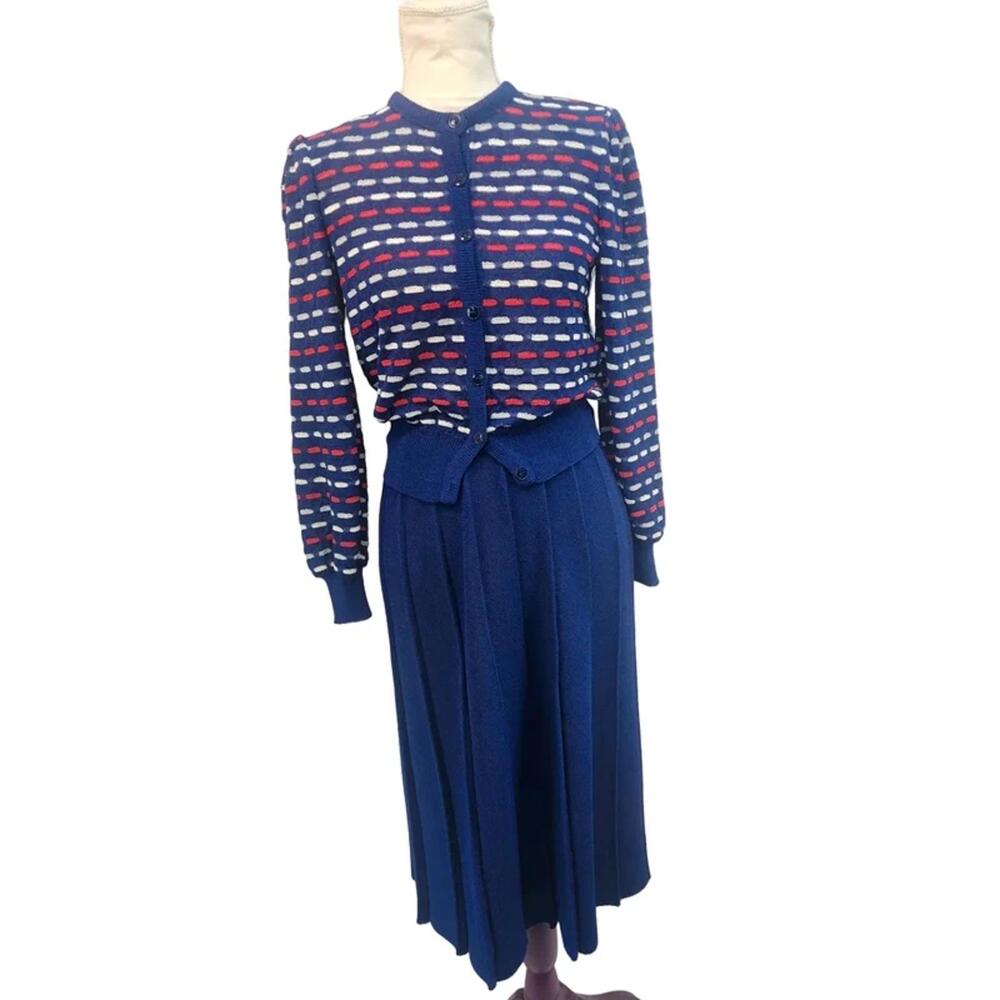 Castleberry Vintage Striped Knit Cardigan & Pleated Skirt Set 8